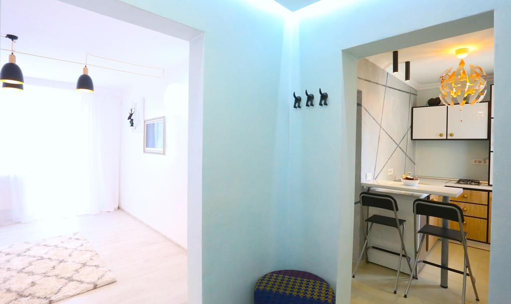 Soho Apartment Near Ceronav Galaţi Buitenkant foto